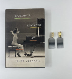 Nobody's looking at